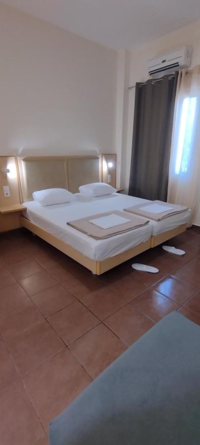 Sweetmar Guestrooms-Ground Floor คอสทาวน์ ภายนอก รูปภาพ